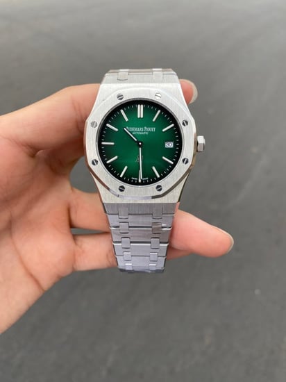 ساعة أوديمار بياجيه الدرجة الاولى