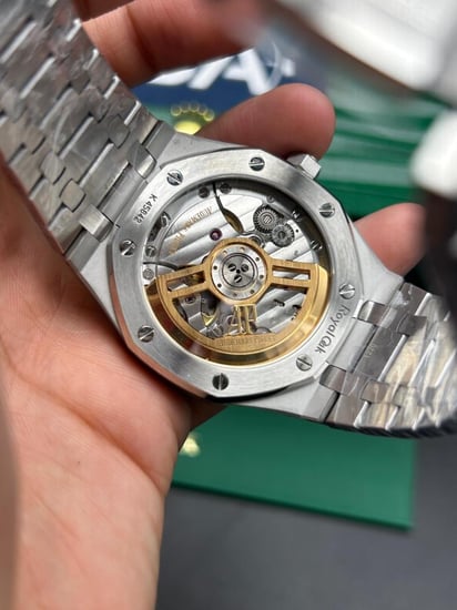 ساعة AP رويال أوك أعلى مكينة سوبر كلون