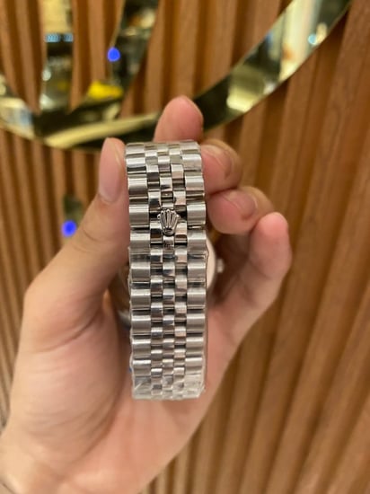 ساعة رولكس بطارية الدرجة الاولى