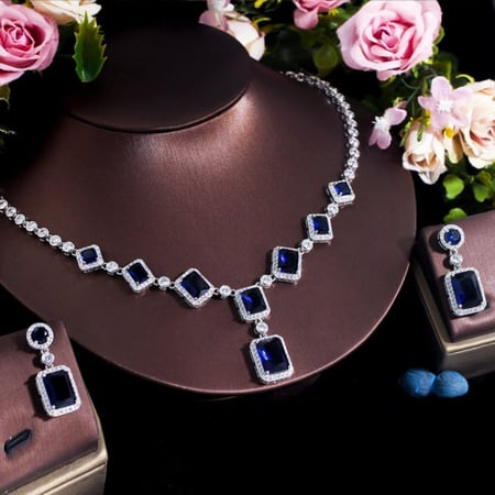 طقم مجوهرات زركون قطعتين مرصع بأحجار شكل مكعب - لون أزرق