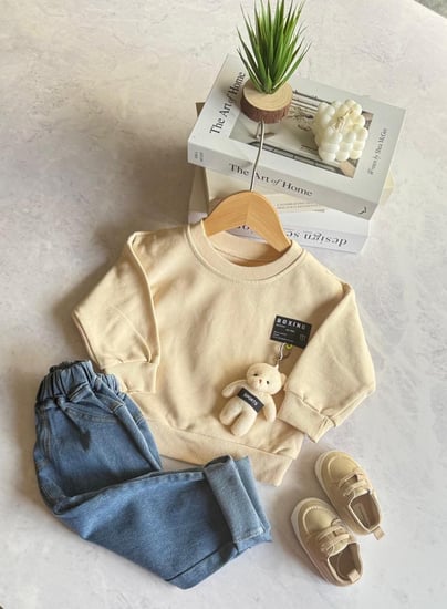 طقم اطفال ولادي جينز وتيشرت بأكمام طويلة