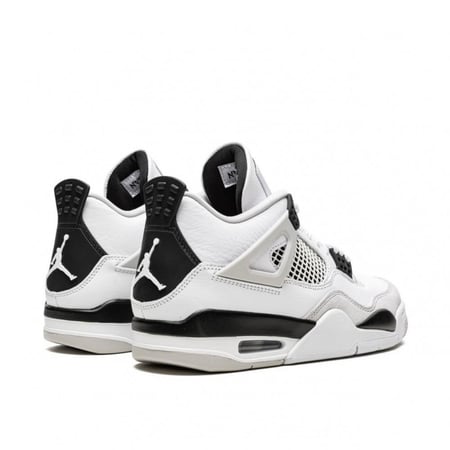 Air Jordan 4 Military Black