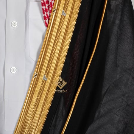 بشت ملكي اسود الفاخر