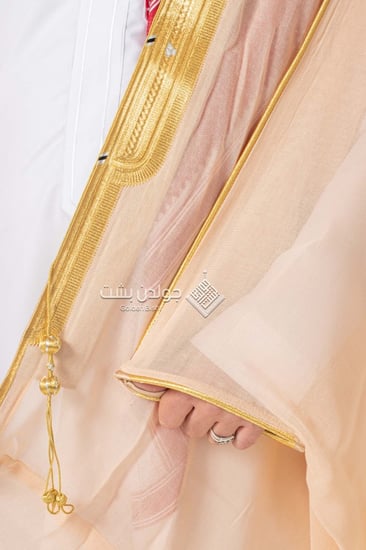 بشت ملكي بيج