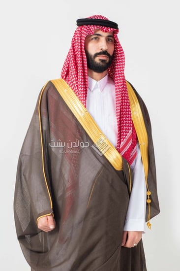 بشت ملكي وطني بتصميم وتطريز فاخر