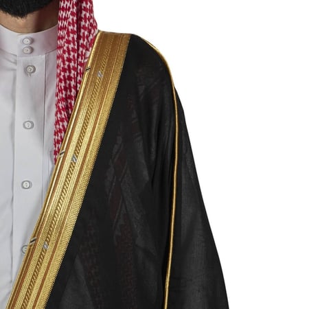 بشت ملكي أسود الذهبي