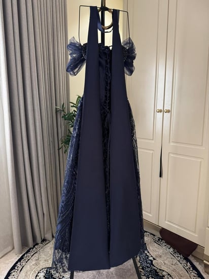 فستان منيره