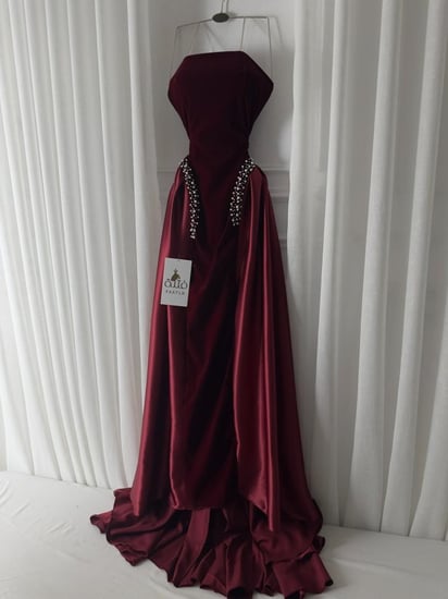 فستان انتصار