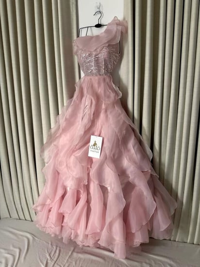 فستان مشاعل