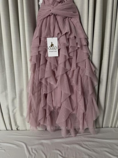 فستان نجلاء