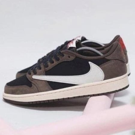 Travis Scott Nike