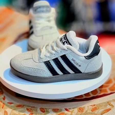Adidas sampa kids