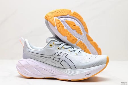 Asics Novablast 3 Platinum
