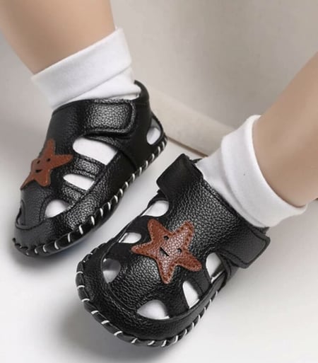 جزمة اطفال اسود