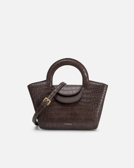 شنطة نسائية واسعة بلون بني