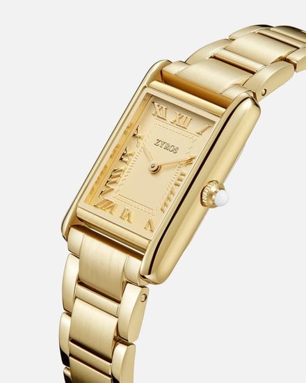 ساعة نسائية بلمسة عصرية بلون ذهبي