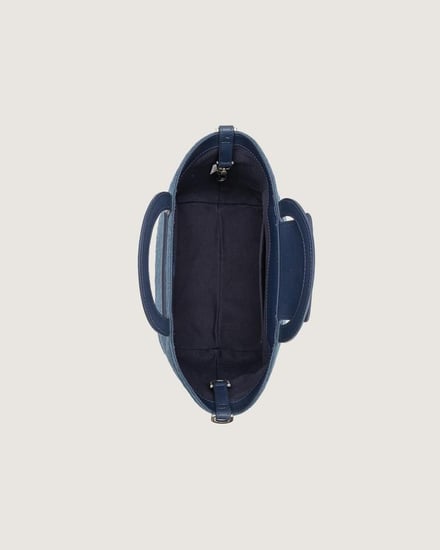 شنطة نسائية من القماش الجينز بلون أزرق