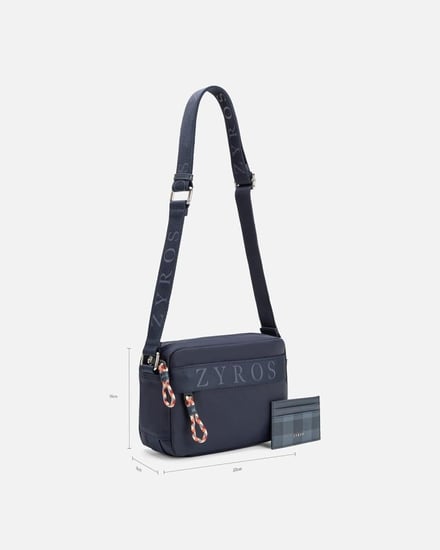 شنطة رجالية لكل يوم بلون أزرق