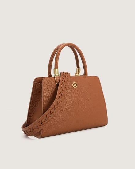 شنطة نسائية من الجلد بلون بني