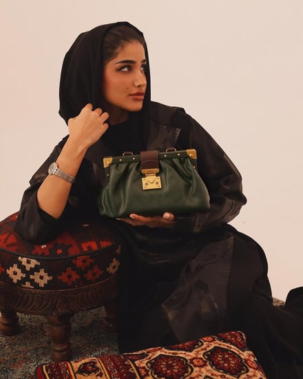 شنطة نسائية مميزة بلون أخضر