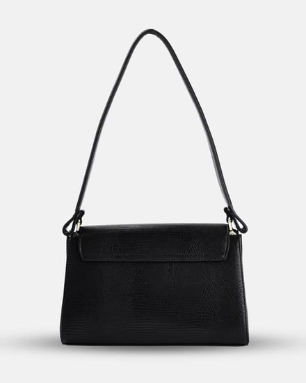 ‎ شنطة نسائية بتصميم عصري بلون أسود