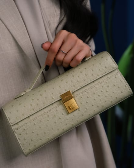 شنطة فخر النسائية بلون أخضر فاتح