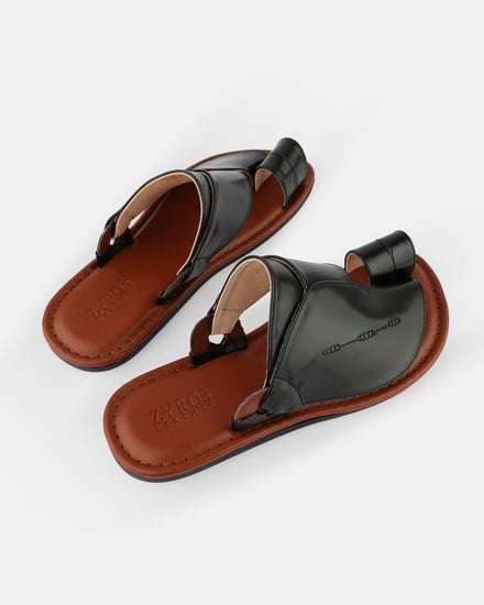 حذاء رجالي شرقي من الجلد باللون الأسود