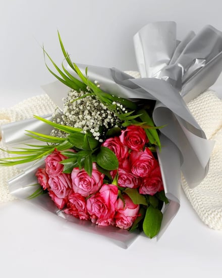 باقة ورد ملفته من ورود الروز