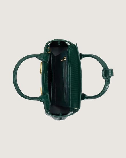 شنطة نسائية من الجلد الفاخر بلون أخضر