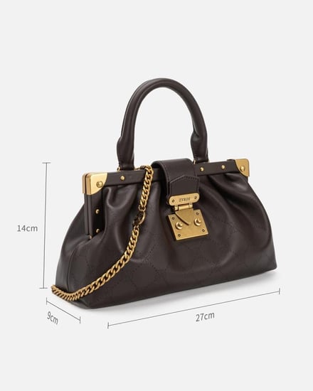 شنطة نسائية مميزة بلون بني