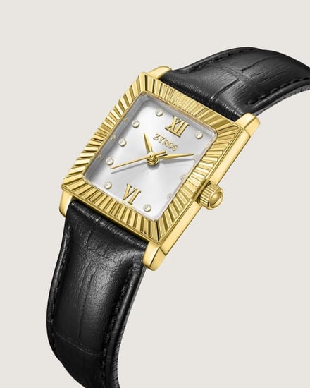 ساعة نسائية تعبر عن الأصالة بسير جلد بلون أسود