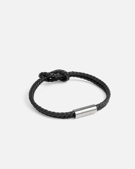 اسوارة رجالية بتصميم اسورتين معا باللون الأسود