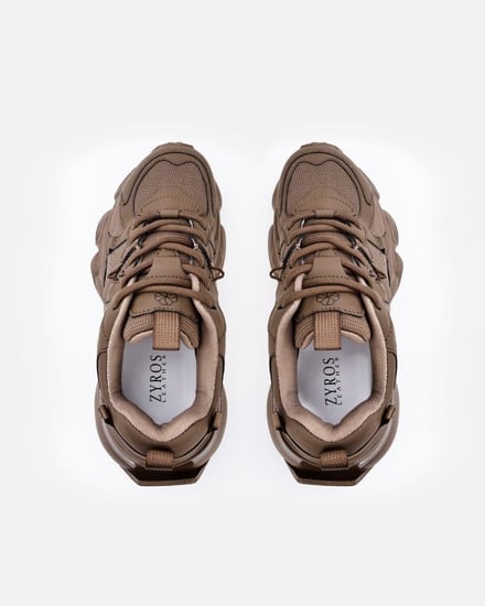 حذاء نسائي رياضي عملي بلون بني