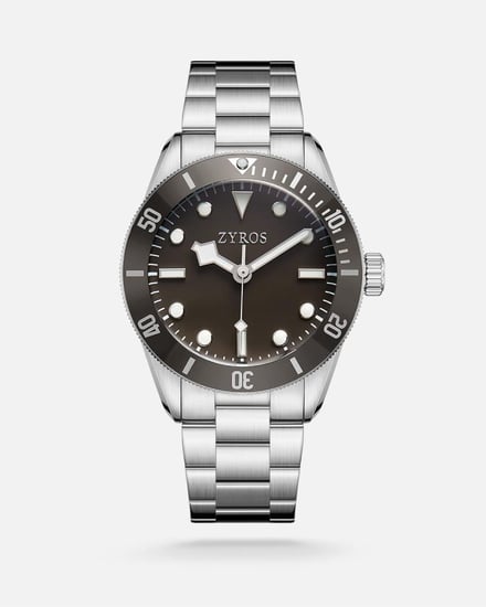 ساعة مد الرجالية من الستيل باللون الفضي