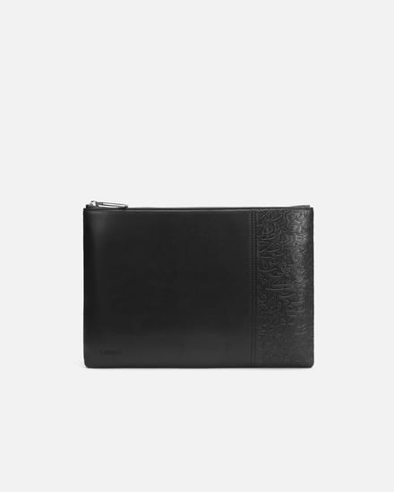 طقم كلتش ومحفظة وميدالية تعبر عن الأصالة بلون أسود