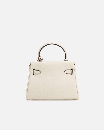 شنطة نسائية لإطلالتك في كل الأوقات بلون بيج