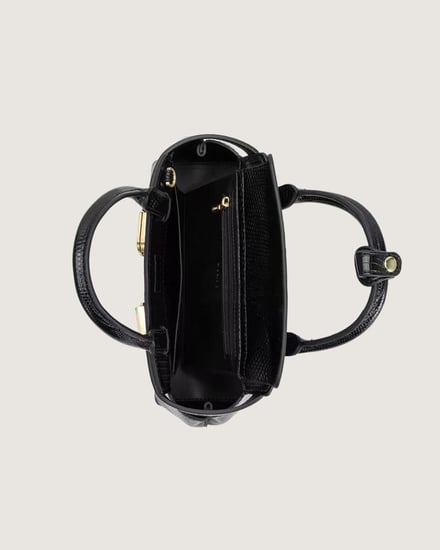 شنطة نسائية من الجلد الفاخر بلون أسود