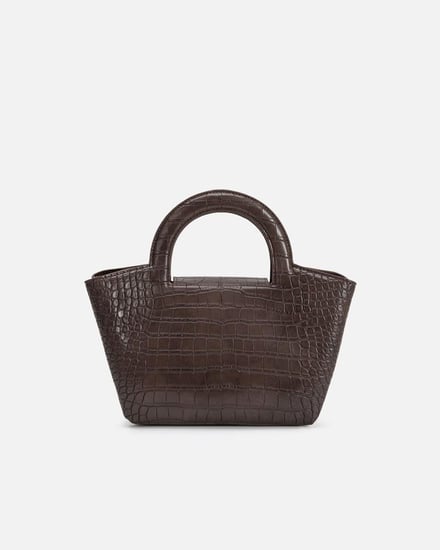 شنطة نسائية واسعة بلون بني