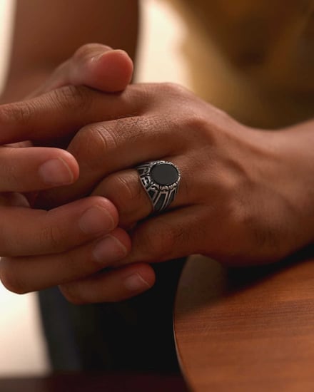 خاتم فضة رجالي فاخر بحجر اونكس أسود