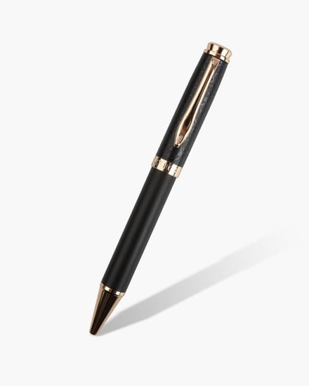 ‎ قلم رجالي فاخر بلون أسود وذهبي