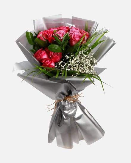 باقة ورد ملفته من ورود الروز