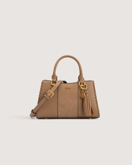 شنطة نسائية من الجلد بلون بني