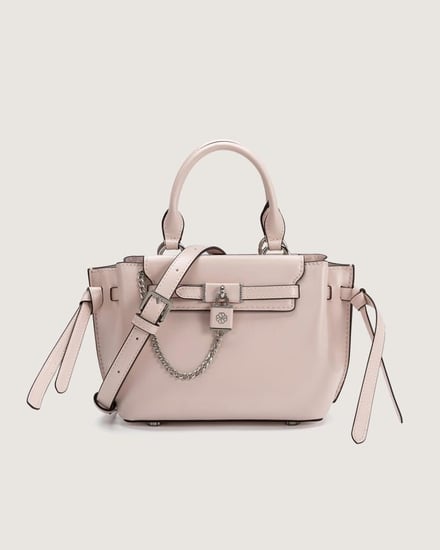 شنطة نسائية كلاسيك بلون وردي