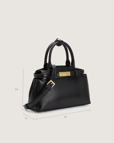 شنطة نسائية من الجلد الفاخر بلون أسود