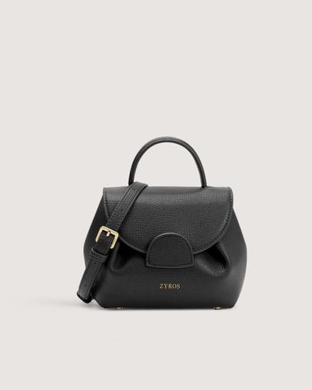 شنطة تناسب اطلالتك اليومية بلون أسود