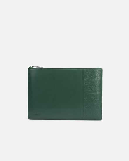 طقم كلتش ومحفظة وميدالية تعبر عن الأصالة بلون أخضر