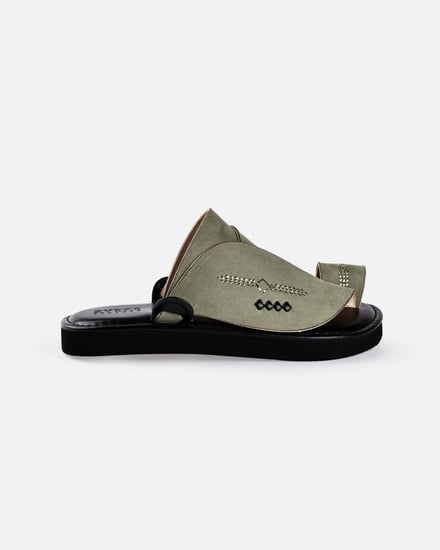 حذاء رجالي من الجلد المخمل باللون الزيتي