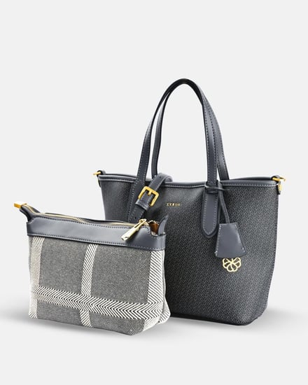 شنطة نسائية بمقاس متوسط بلون رمادي