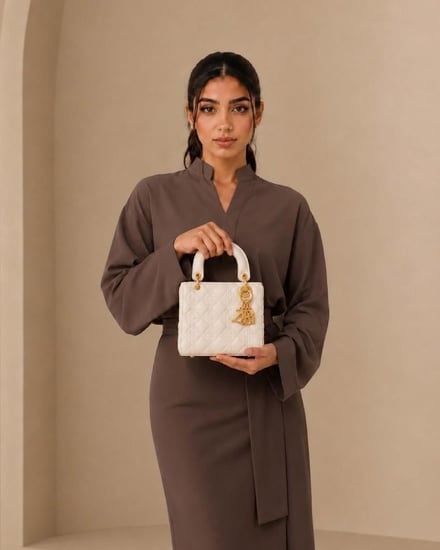 شنطة نسائية عنوان الأناقة