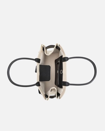 شنطة نسائية كلاسيك بلون أبيض